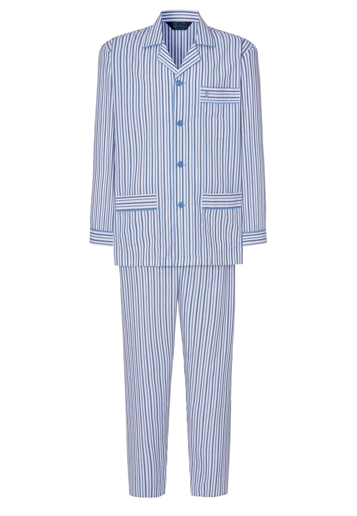 Pijama largo de hombre con rayas azules y blancas, solapa, botones frontales, bolsillos y diseño clásico en popelín.