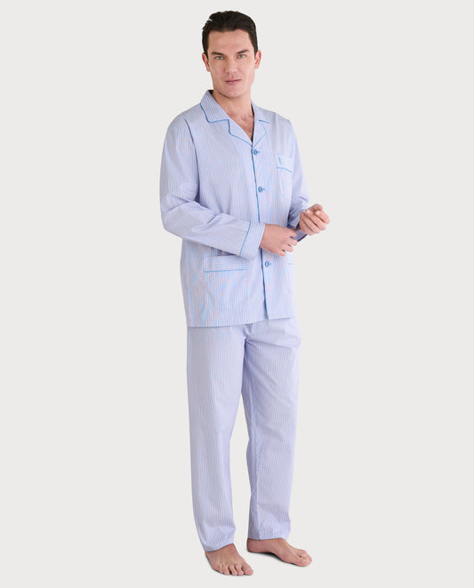 Pijamas de hombre de rayas azul y blanco, de algodón con un diseño clásico y suave. Perfecto para noches cómodas.