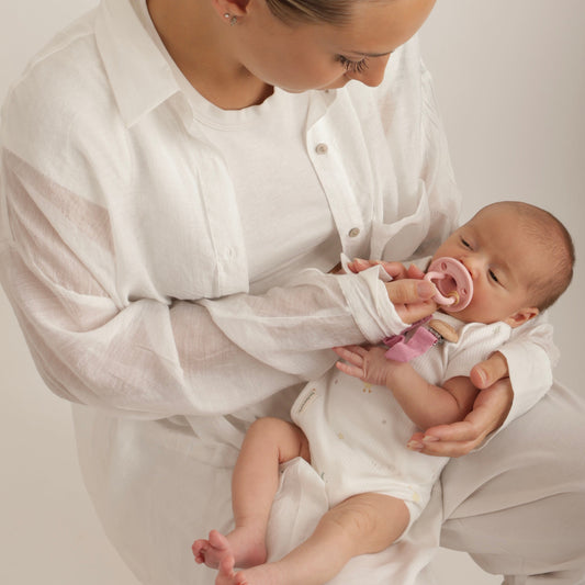 Kit de Biberón y Chupete Clásico con Chupeteros de Algodón para Bebé Recién Nacido | Nenina & Co