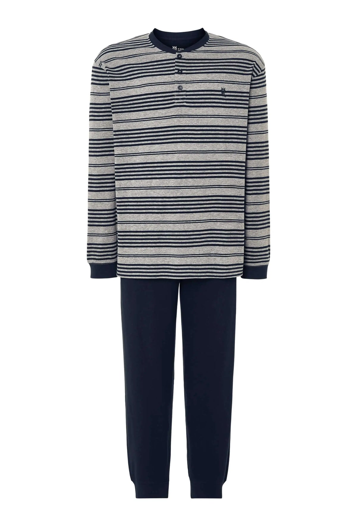 Pijama largo de hombre: camiseta gris a rayas con botones y pantalón azul marino liso de algodón.