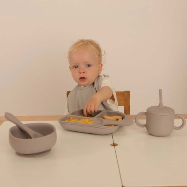 Pack Regalo Babero + 2 cepillos + 1 Chupete Clásico + 1 Mordedor Nenina & Co