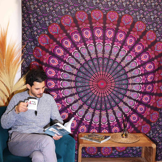 Tapiz mandala morado y rosa, algodón 100%, estilo bohemio, ideal para decoración de interiores.