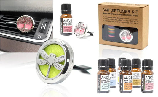 Difusores metálicos de clip para coche con diseños de árbol y libélula, aceites esenciales y almohadillas de fieltro.