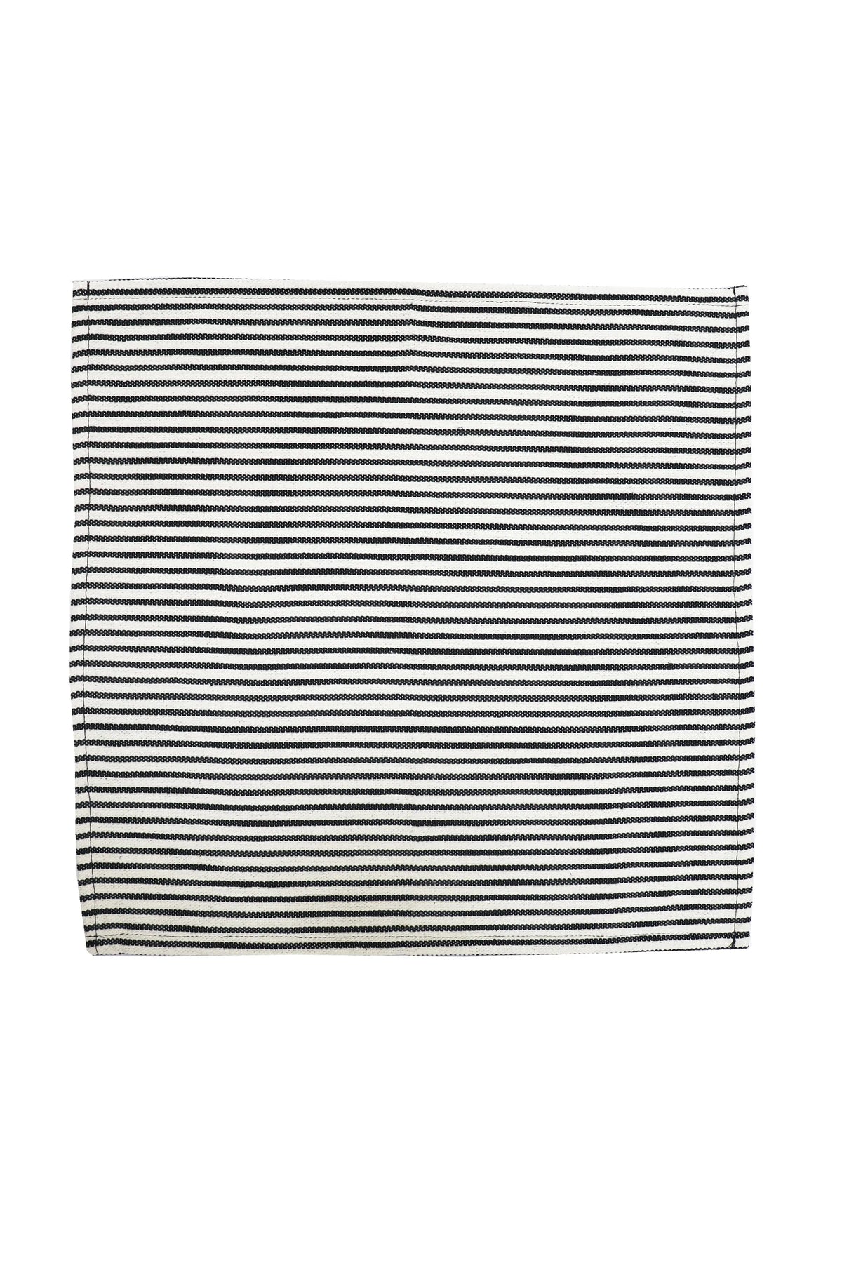 Pack de 2 servilletas de loneta cuadrada con estampado de rayas finas horizontales en blanco y negro.