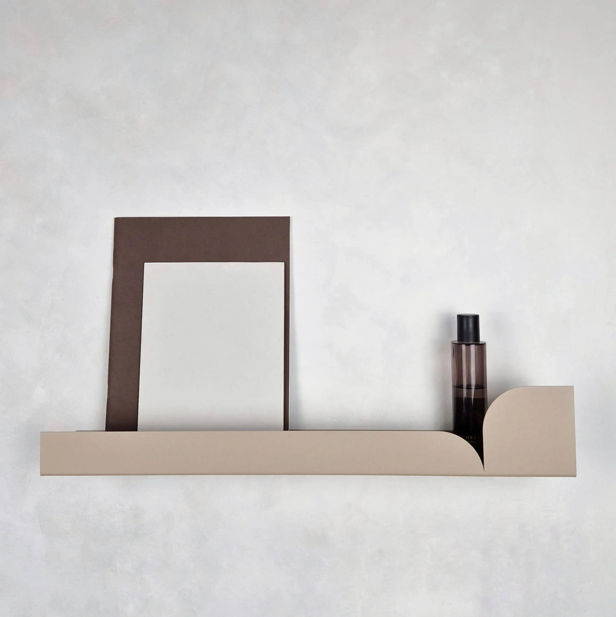 Estantería de pared metálica Torino grande – repisa flotante 60 cm
