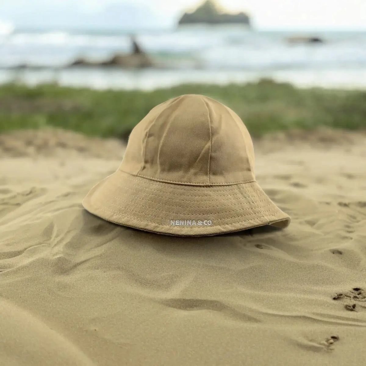 Gorro para el Sol Beige Nenina & Co - Hecho de Algodón Orgánico | Protección Solar y Estilo