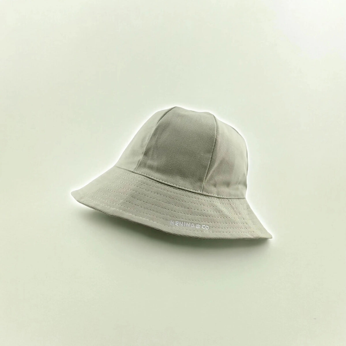 Gorro para el Sol Oliva Nenina & Co - Hecho de Algodón Orgánico | Protección Solar y Estilo