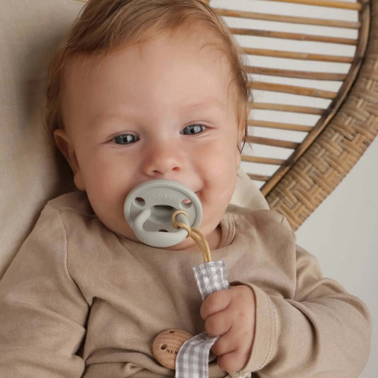 Kit 1 Guardachupete + 2 Chupeteros + 1 Chupetes Mint y Gris DIAMOND Nenina & Co