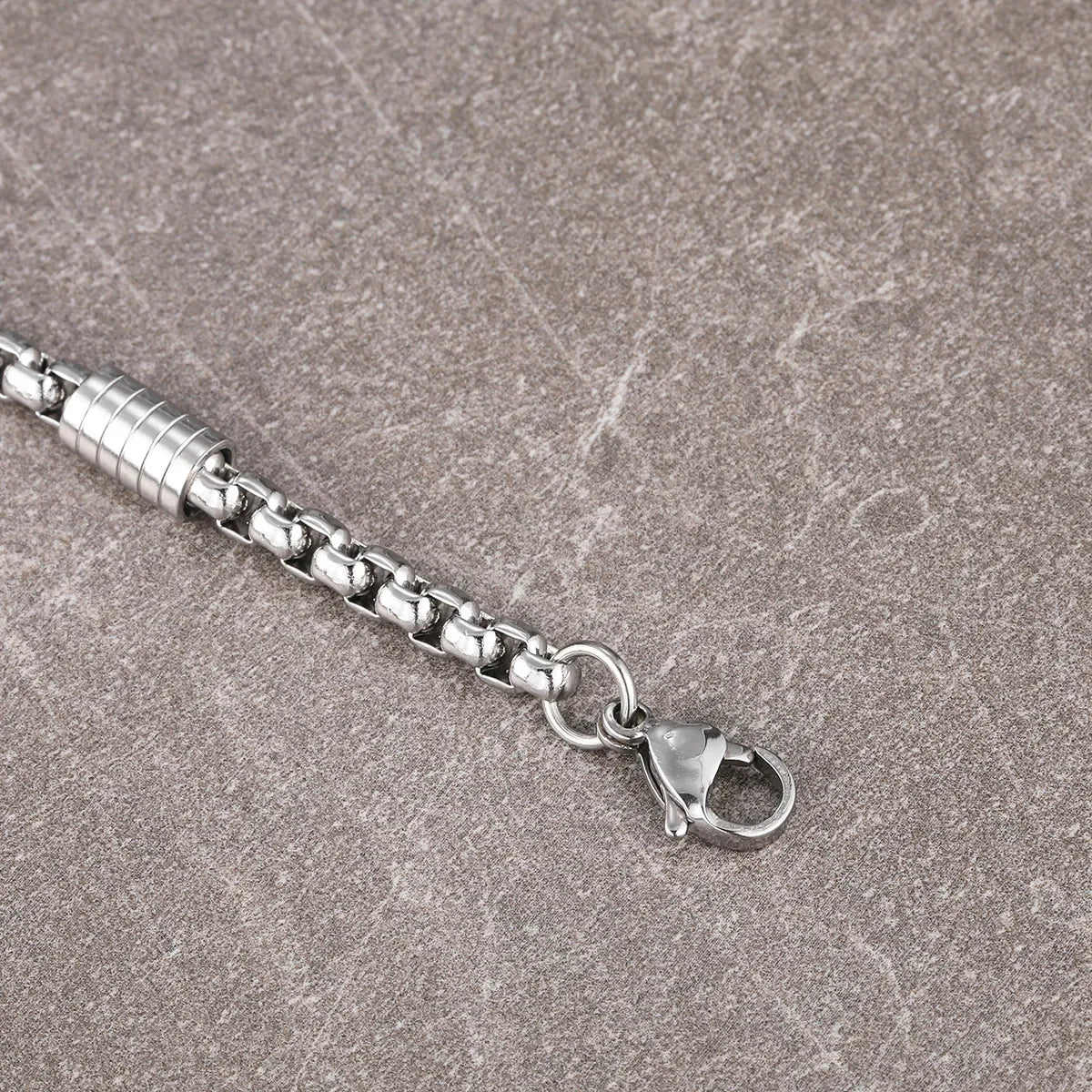 Pulsera Elara · Pulsera cadena con eslabones geométricos