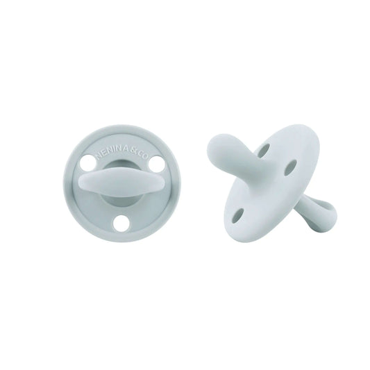 Kit Nenina & Co – Gris 2 Chupeteros Algodón Orgánico + 1 Chupete Clásico de Silicona