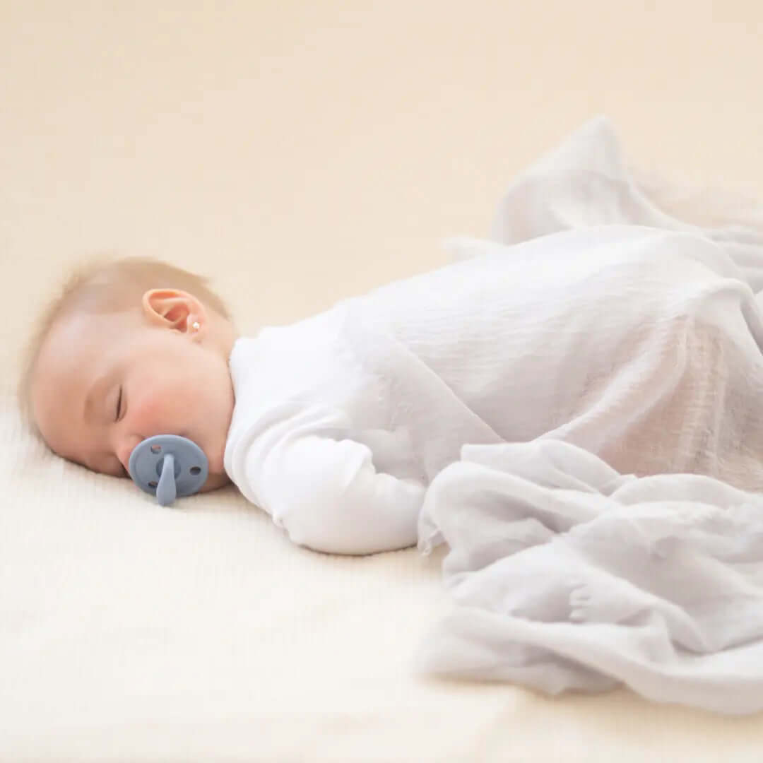 Pack 2 chupetes + Pack 2 chupeteros Azul y Beige DIAMOND By Nenina & Co