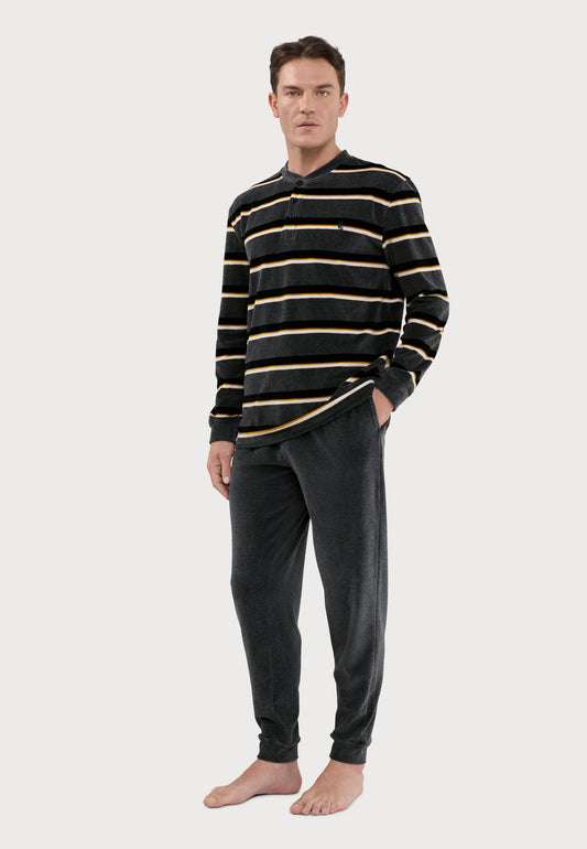 Pijama Hombre Invierno Terciopelo Gris - Cálido y Elegante