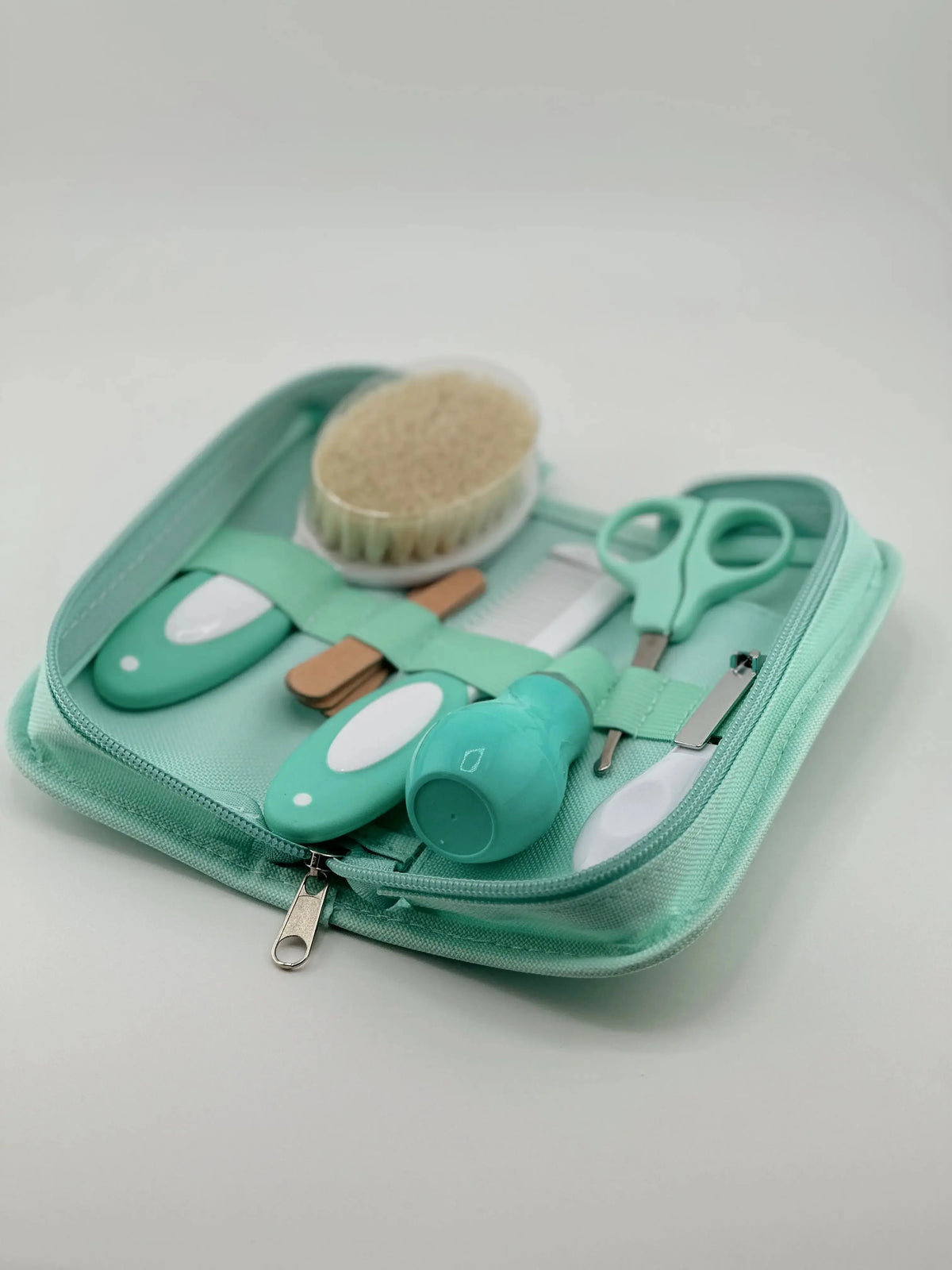 Set de higiene bebé toilet bag Nenina & Co - color verde menta