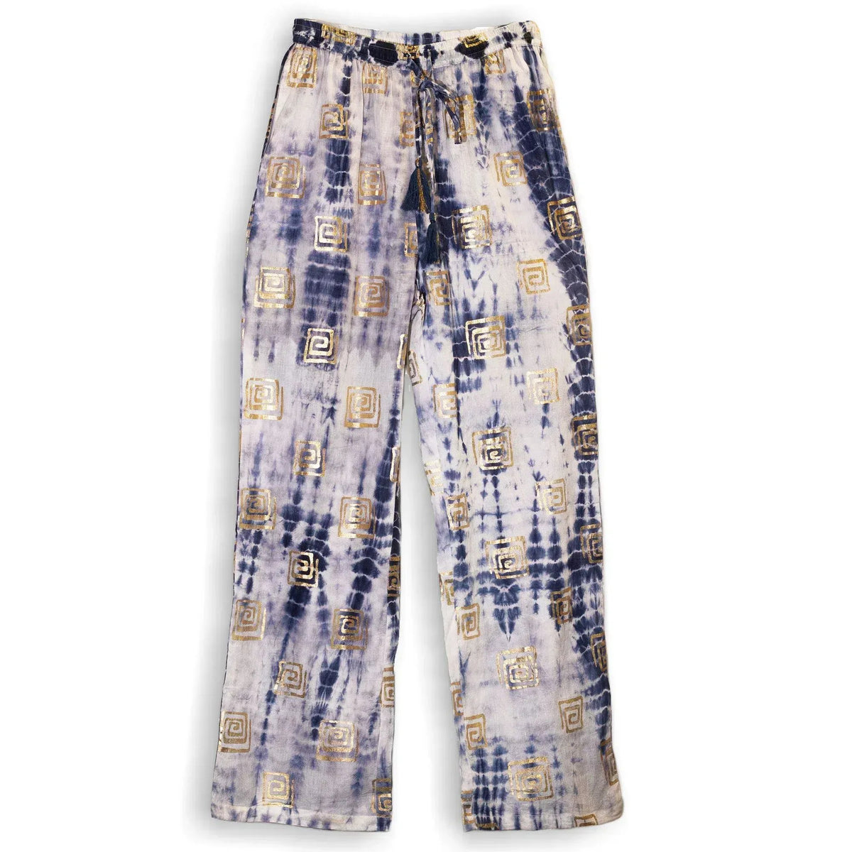 Pantalones lounge de tela fluida con estampado tie-dye azul y blanco y motivos geométricos griegos en color dorado.
