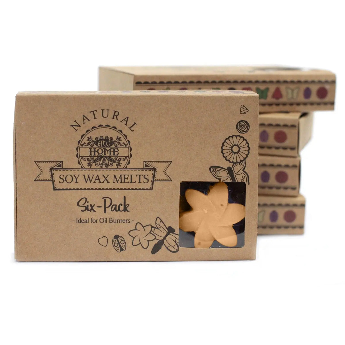Caja de cartón kraft con ventana que muestra una cera de soja con forma de flor. Apiladas se ven varias unidades.