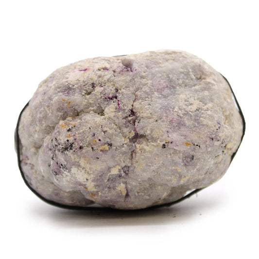 Piedra de amatista gris con destellos morados, estilo rústico ideal para decoración y coleccionismo.