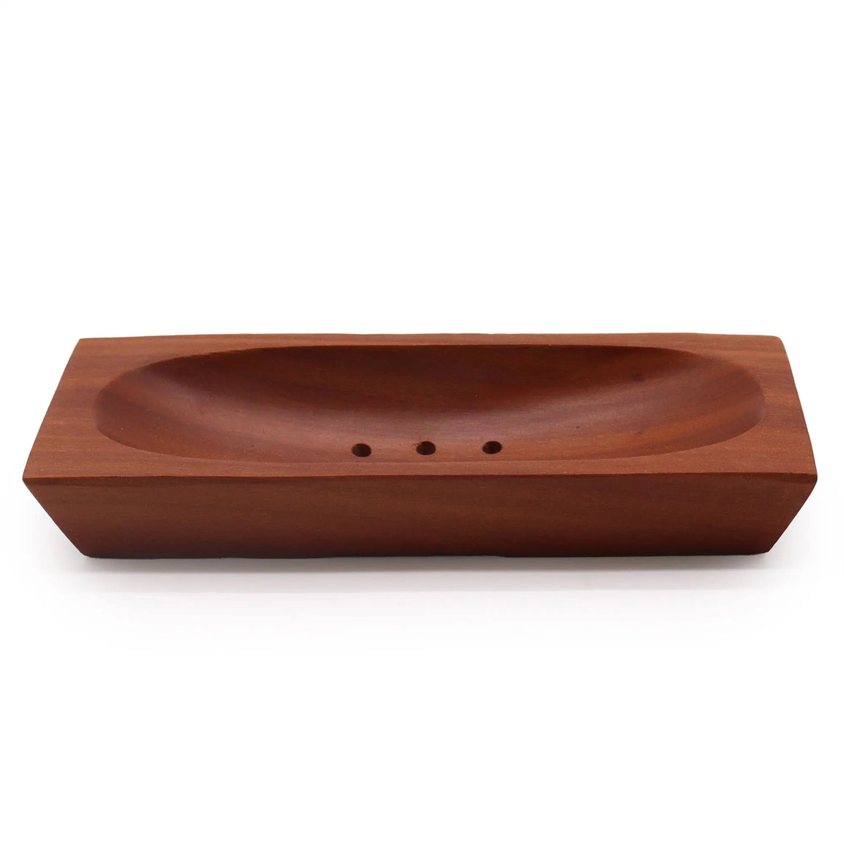 Jabonera rectangular de madera de caoba con superficie cóncava y tres orificios de drenaje. Diseño clásico y elegante.