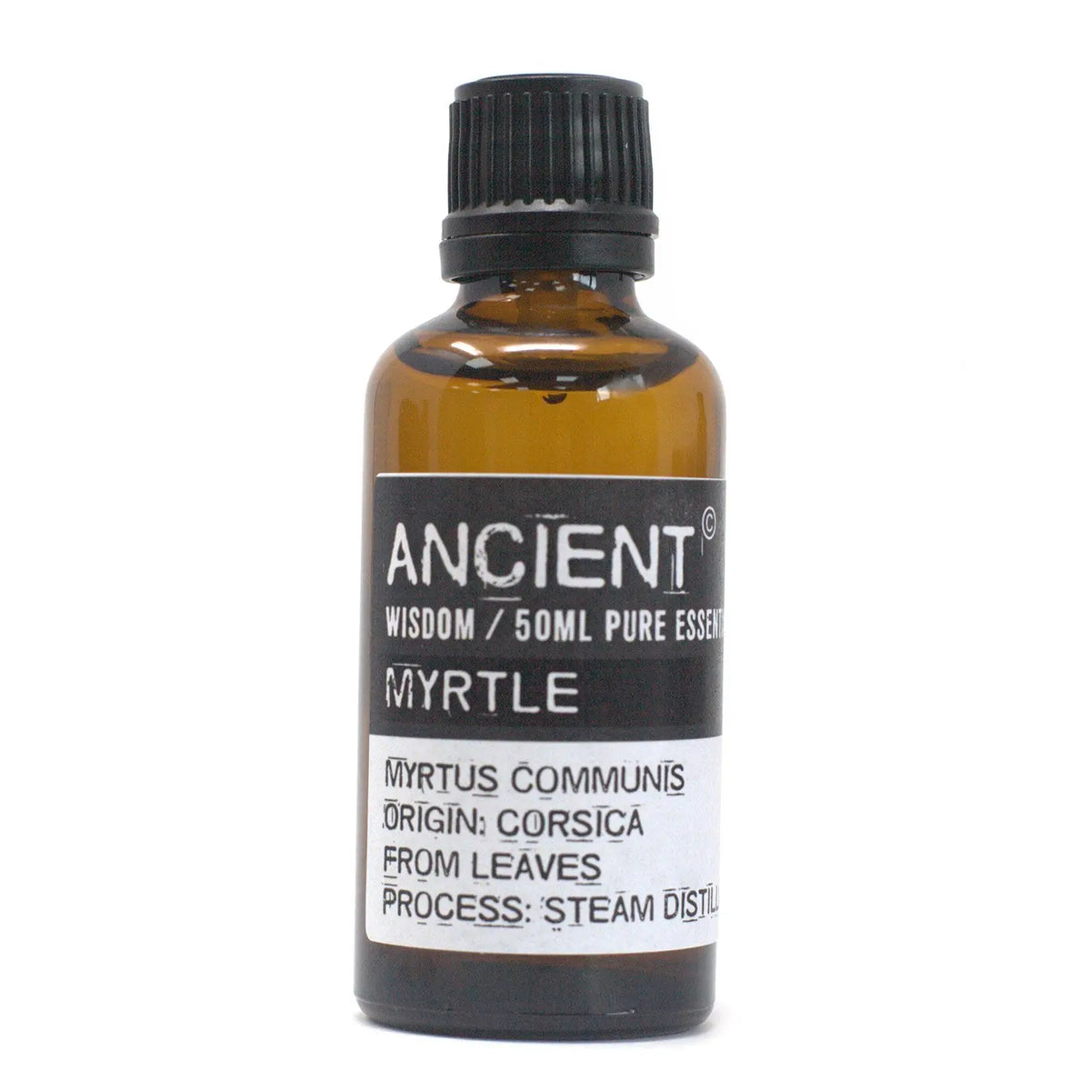 Frasco de vidrio ámbar de 50ml con tapón negro y etiqueta informativa sobre aceite esencial de mirto sobre fondo blanco
