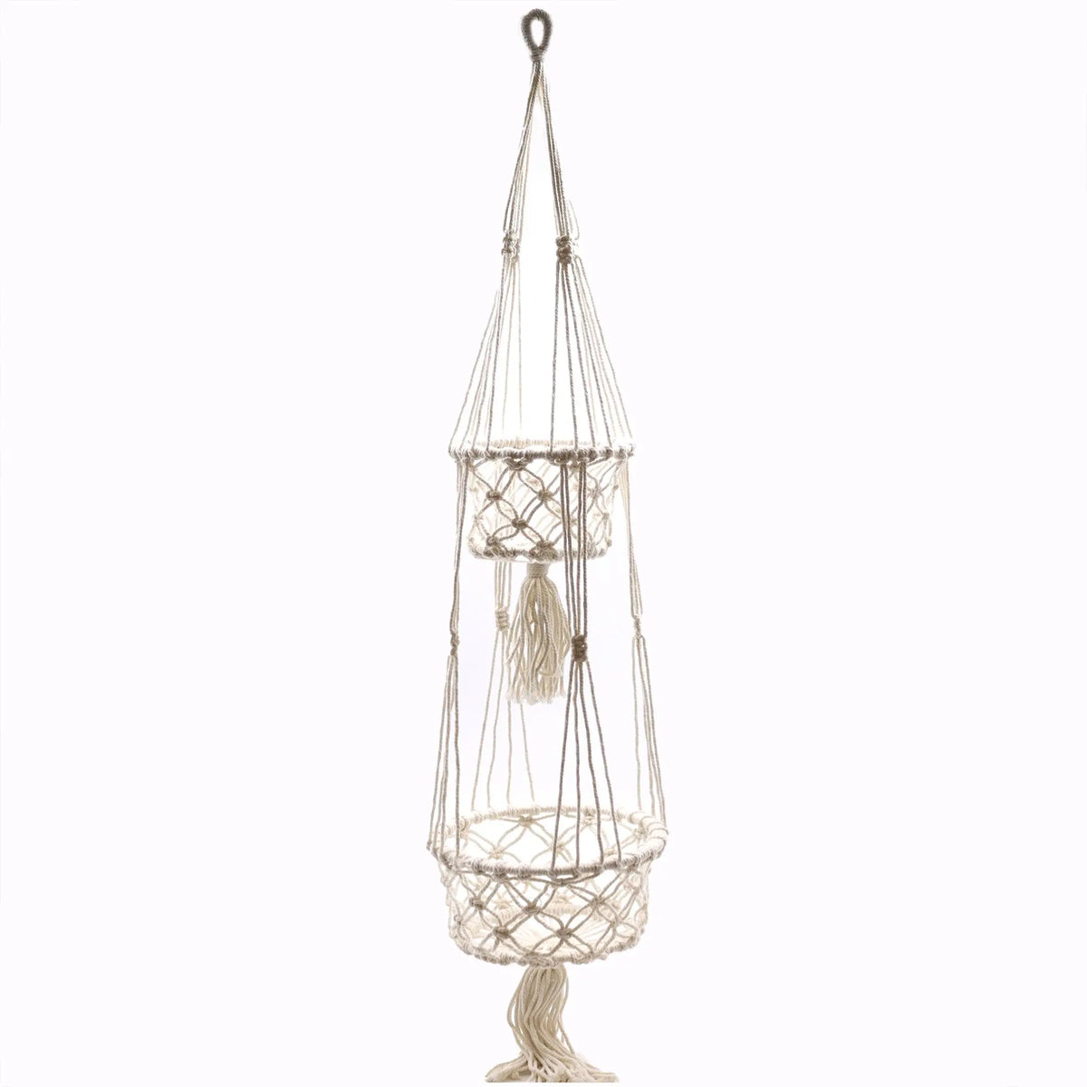 Macramé colgante en color crema, tejido en cuerda natural, moderno y bohemio para plantas decorativas.