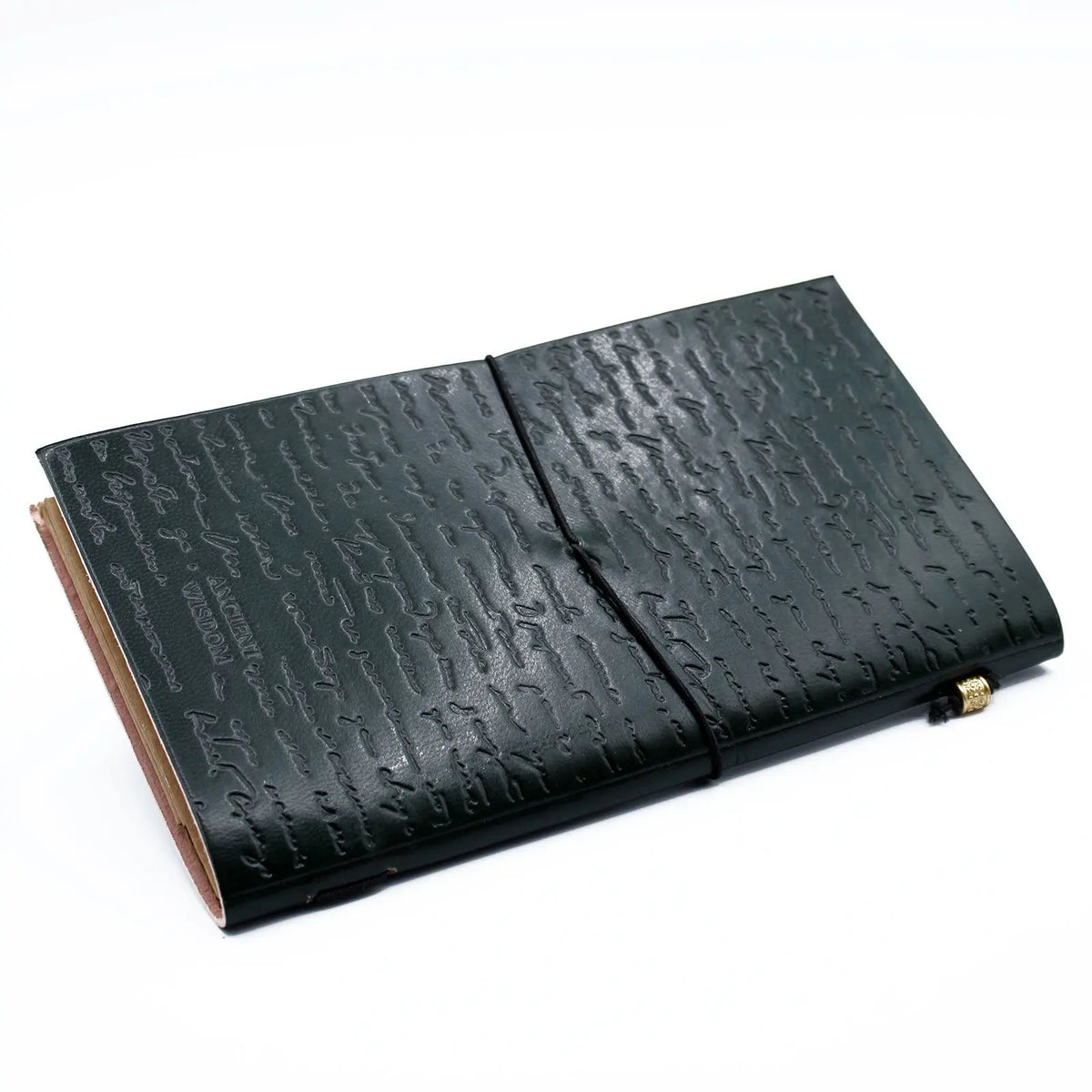 Cuaderno de cuero verde oscuro con textura en relieve, estilo vintage, ideal para escritura y notas.