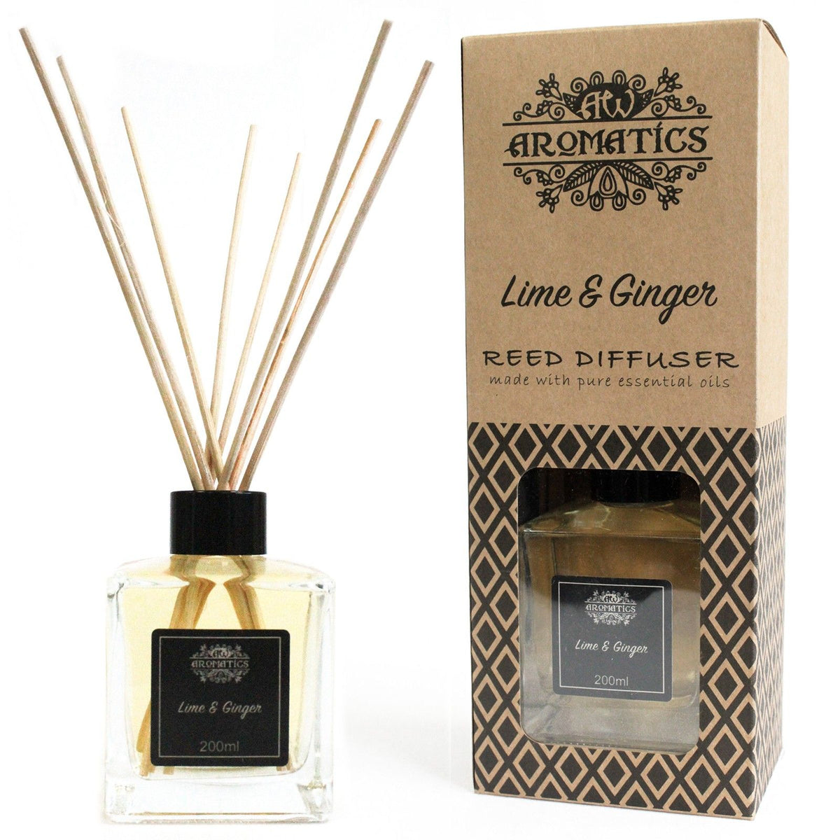 Difusor de varillas de lima y jengibre en frasco de vidrio cuadrado y caja de cartón decorativa. Estilo natural.