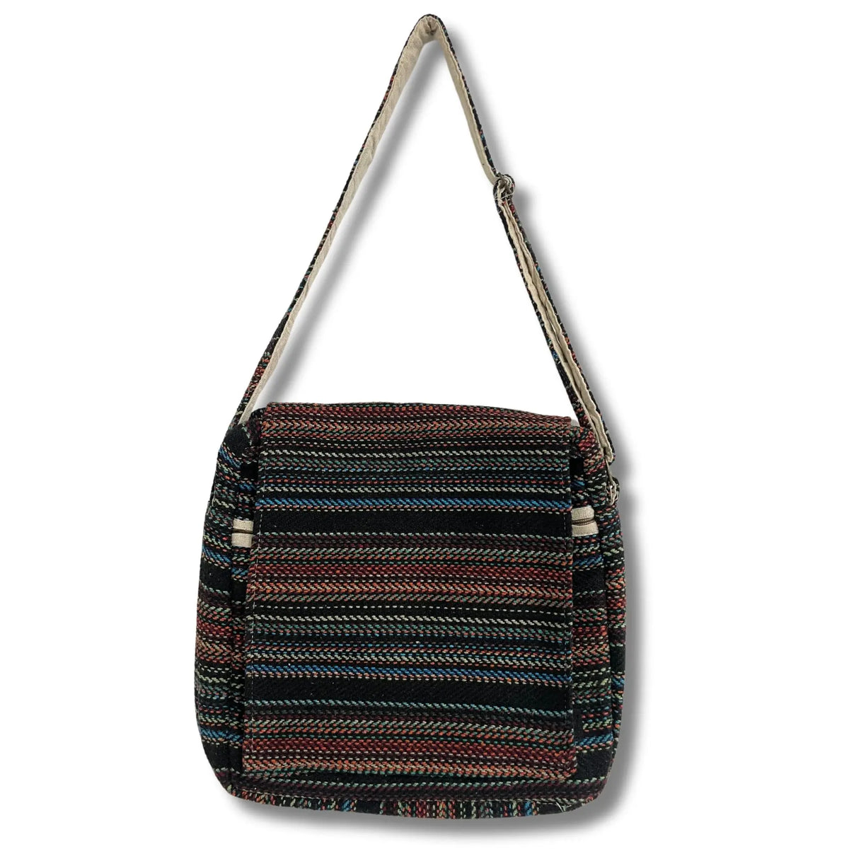 Bolso de hombro rectangular en tela tejida con rayas multicolores, tonos oscuros y correa ajustable clara.