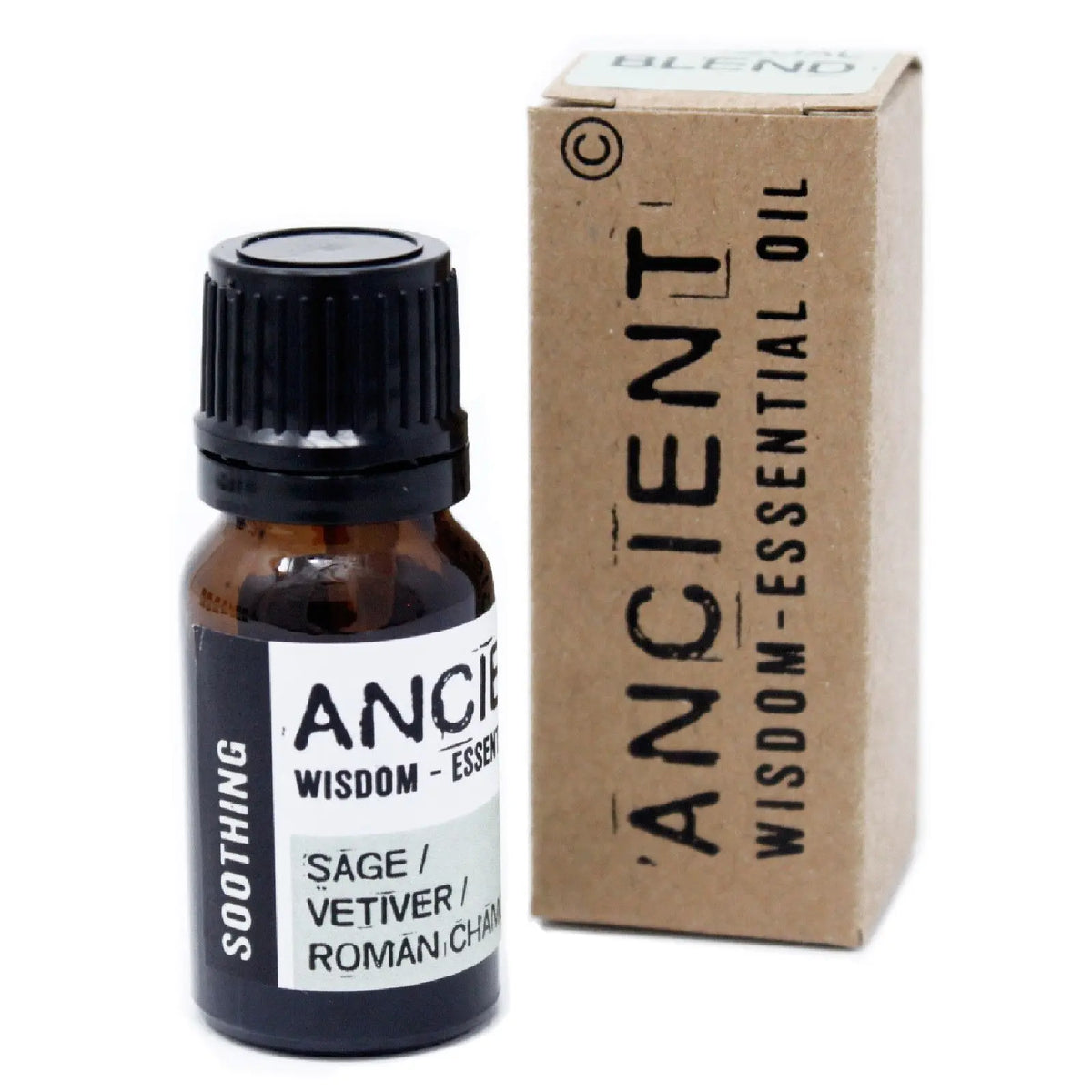 Frasco de aceite esencial de 10ml junto a su caja de cartón artesanal, con etiqueta de manzanilla, salvia y vetiver.