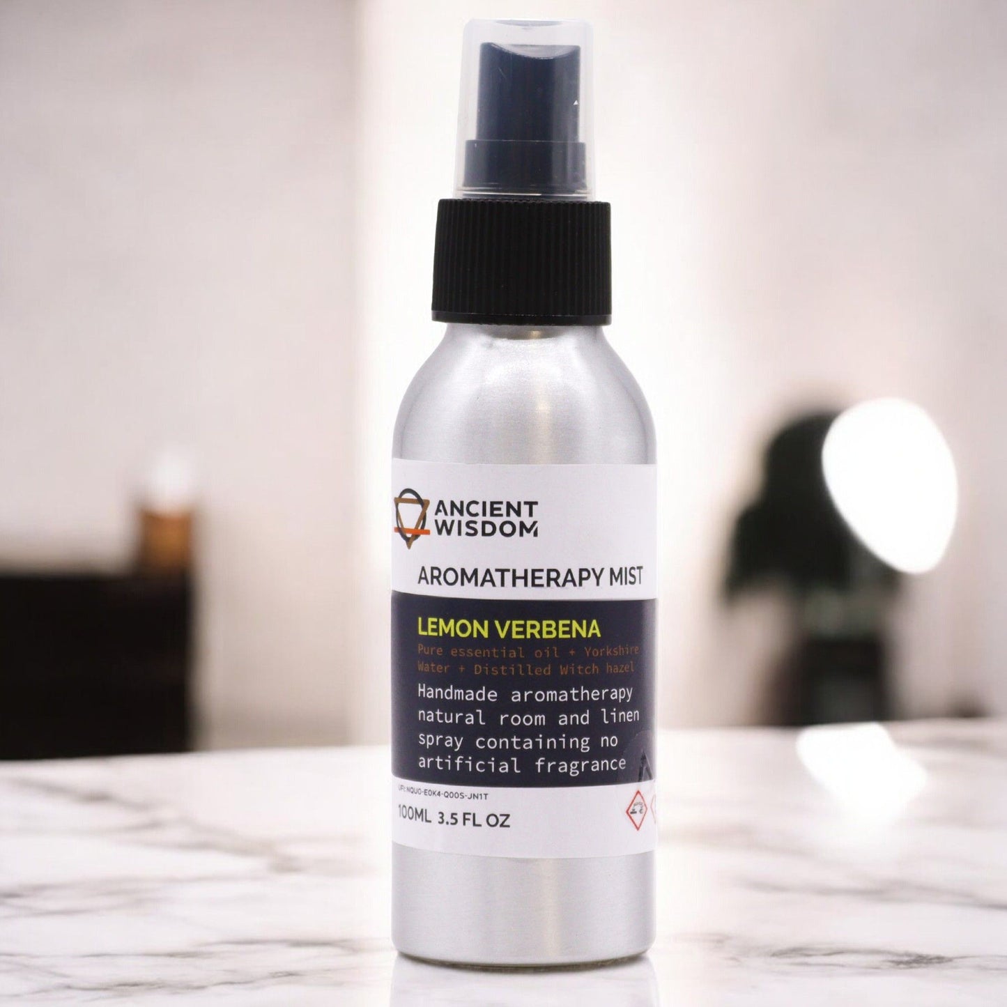 Spray aromaterapia limón verbena, 100ml, botella plateada, sin fragancias artificiales, natural y hecho a mano.
