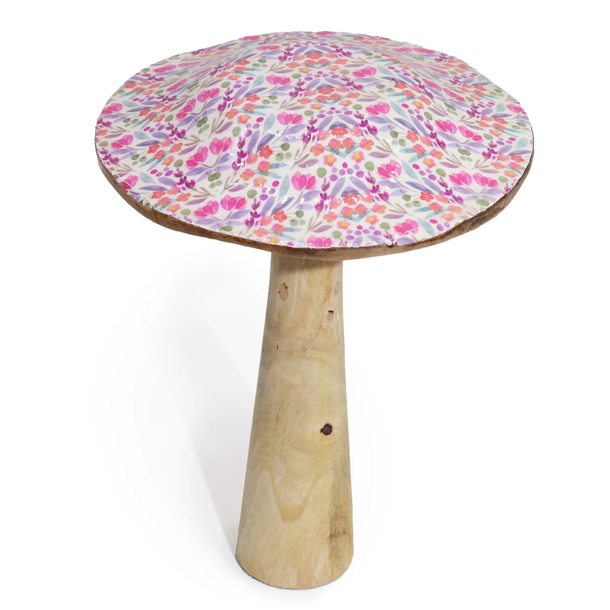 Seta decorativa de madera, 20 cm, con sombrero esmaltado de estampado floral en tonos rosas y púrpuras. Fondo blanco.