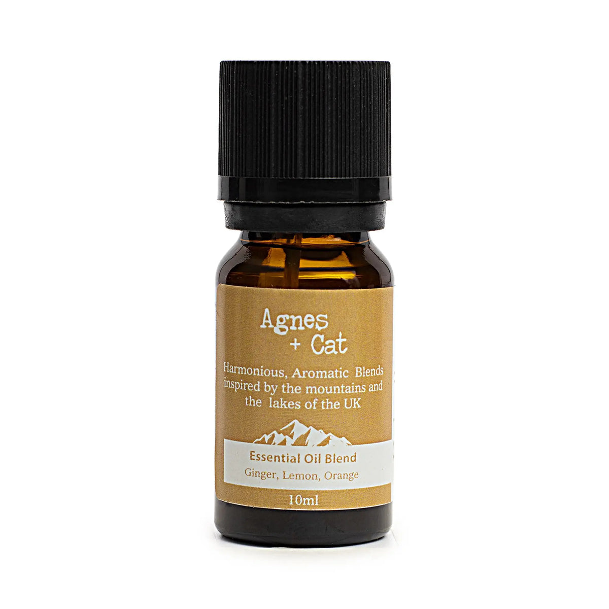 Frasco de vidrio ámbar de 10ml con tapa negra y etiqueta beige de mezcla de aceites esenciales Helvellyn.