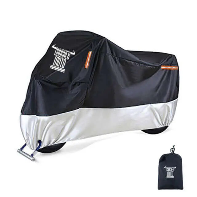 Funda impermeable negra y plateada ChuchesMoto para moto, con detalles reflectantes y bolsa de transporte incluida.