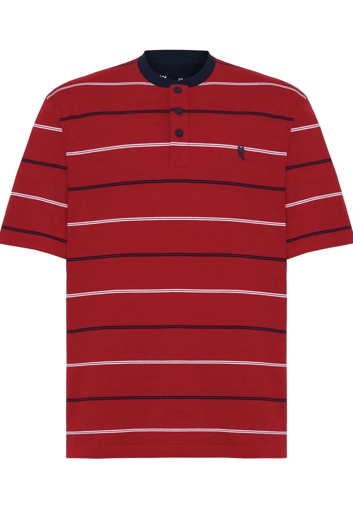 Camiseta de pijama roja de rayas blancas y negras, manga corta, cuello redondo azul marino y tapeta con tres botones.
