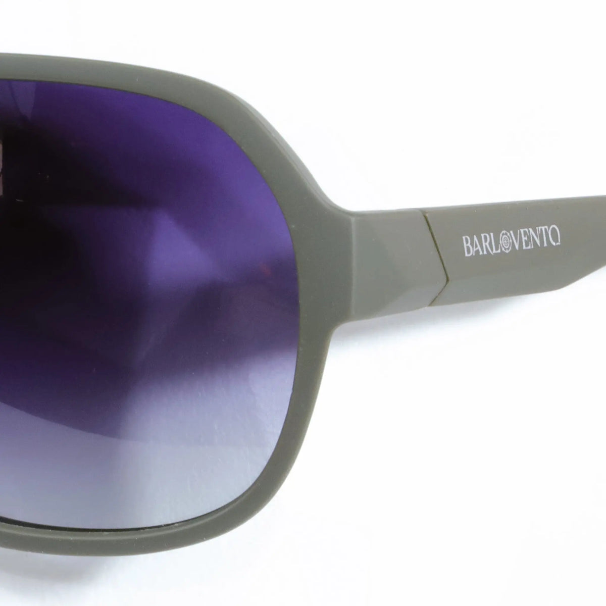 Itzurun · gafas de sol de goma verde con lentes UV400 en degradado gris