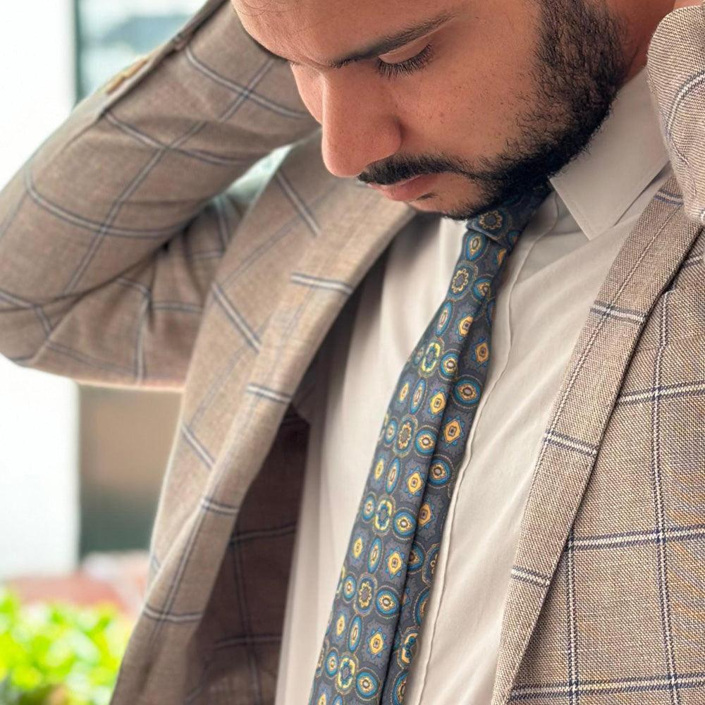 Palermo · corbata estilo italiano azul y amarilla