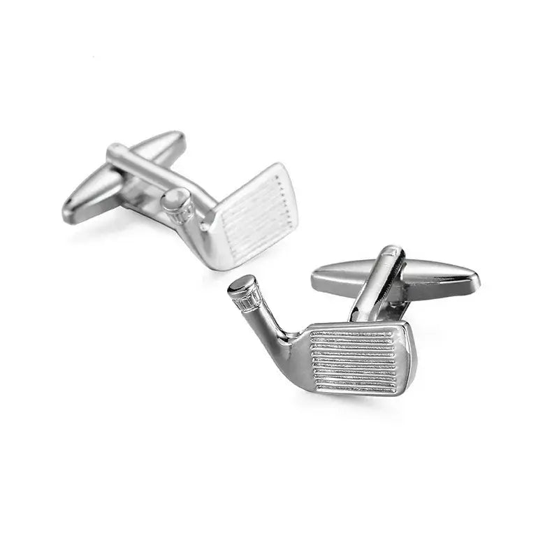 Gemelos para camisa de metal plateado brillante con diseño de cabeza de palo de golf, estilo elegante y detallado.
