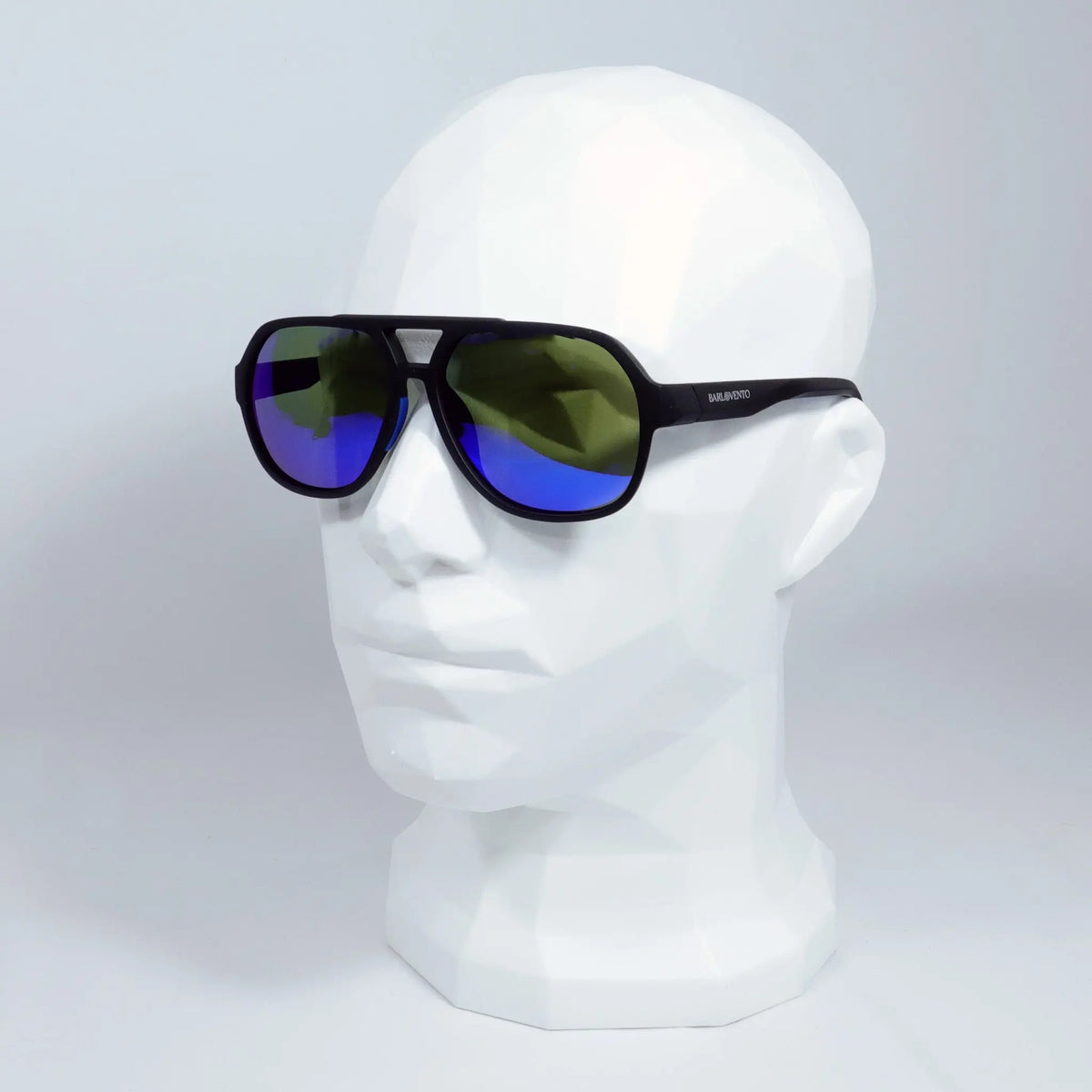 Papagayo · gafas de sol de goma negra con lentes de espejo azul UV400