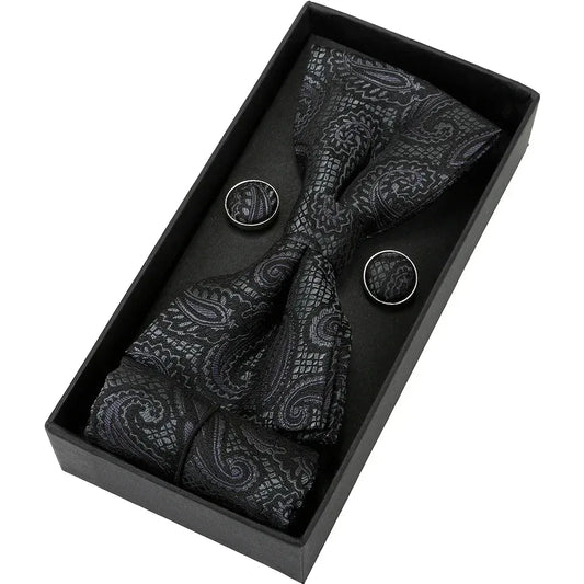 Pasadena · conjunto de pajarita con estampado paisley negro