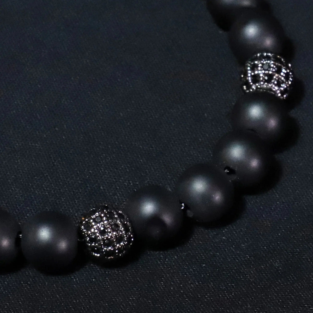 Pulsera Andro · Pulsera de acero inoxidable y cobre con cuentas