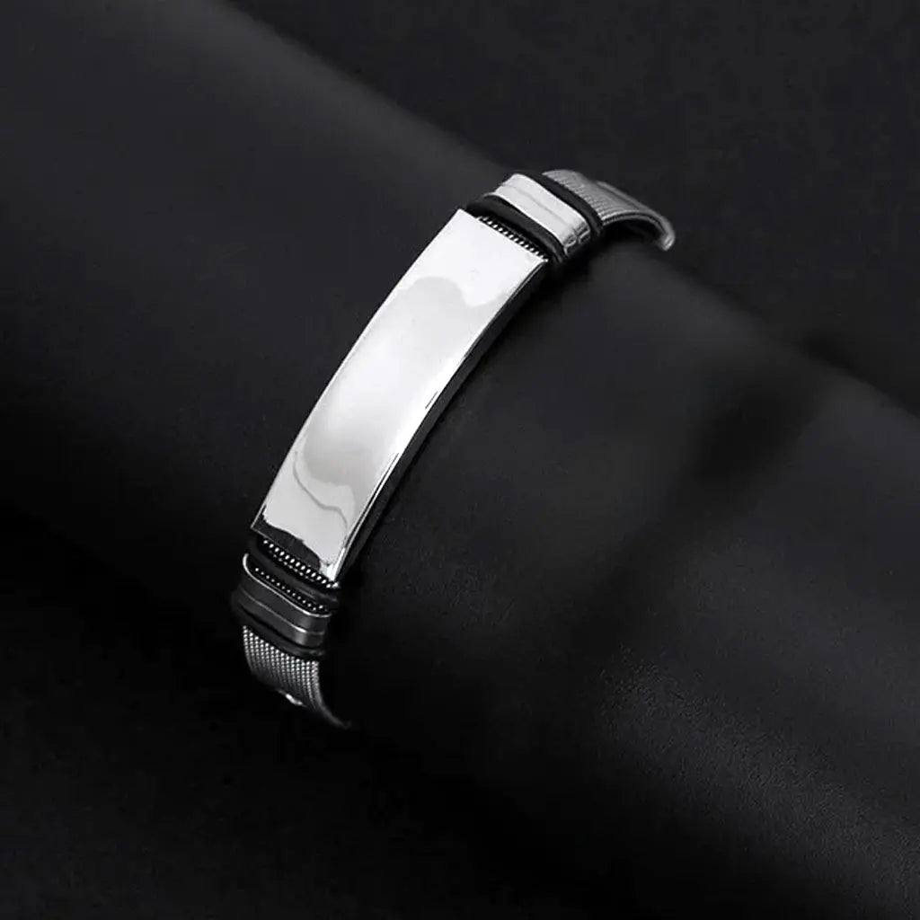 Pulsera Orión · Brazalete ajustable de acero de titanio con correa de reloj