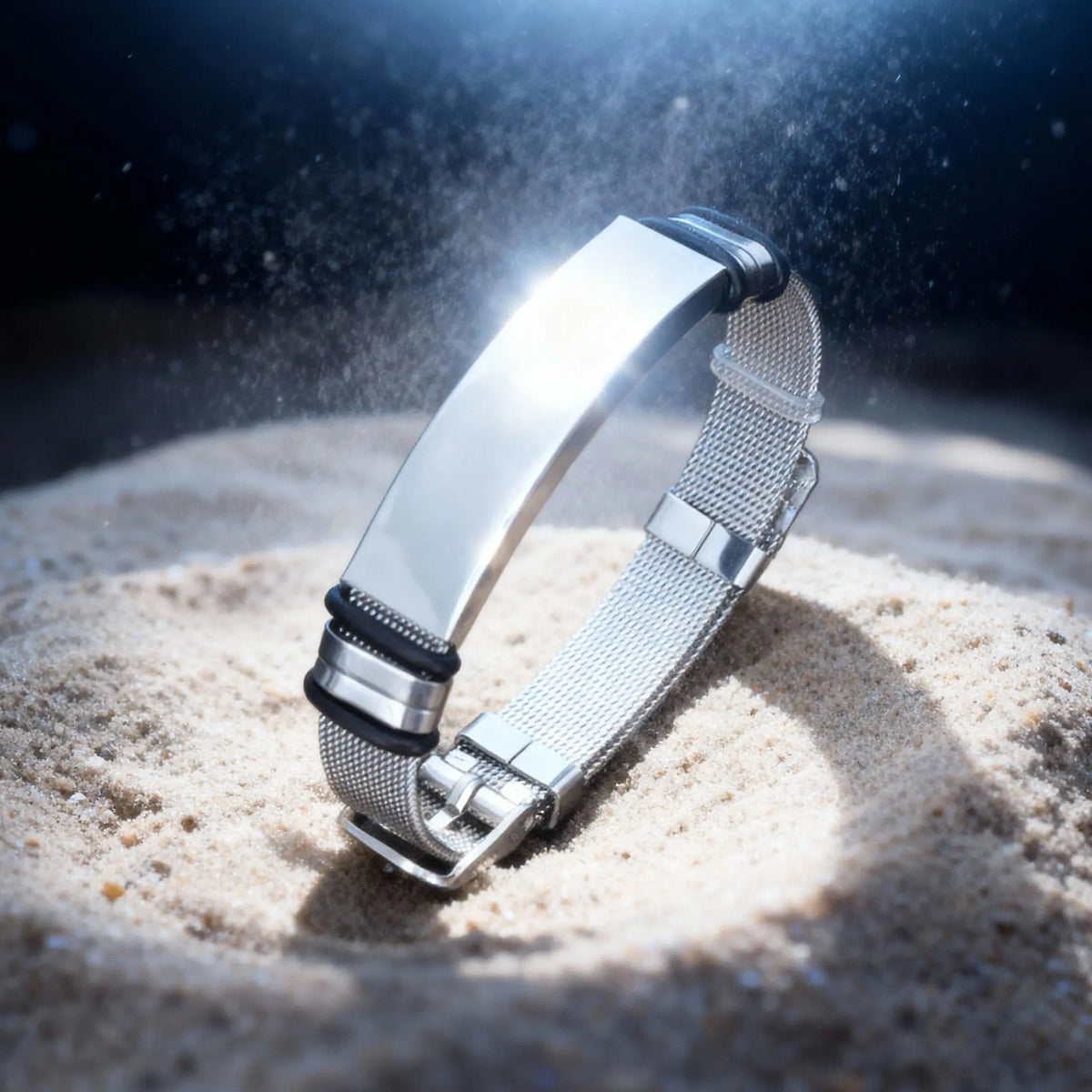 Pulsera Orión · Brazalete ajustable de acero de titanio con correa de reloj