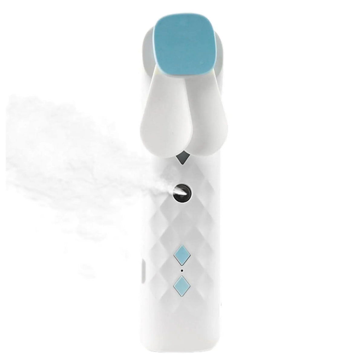 Ventilador y pulverizador facial blanco, diseño USB con textura de rombos, detalles azules y bruma de agua.