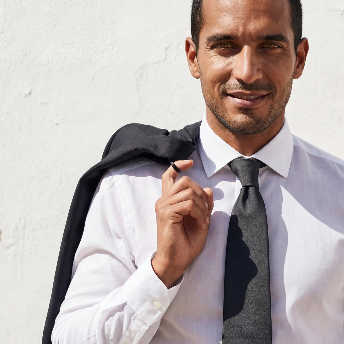 Randazzo · corbata de seda 100% pura, lisa y de estilo italiano, color negro