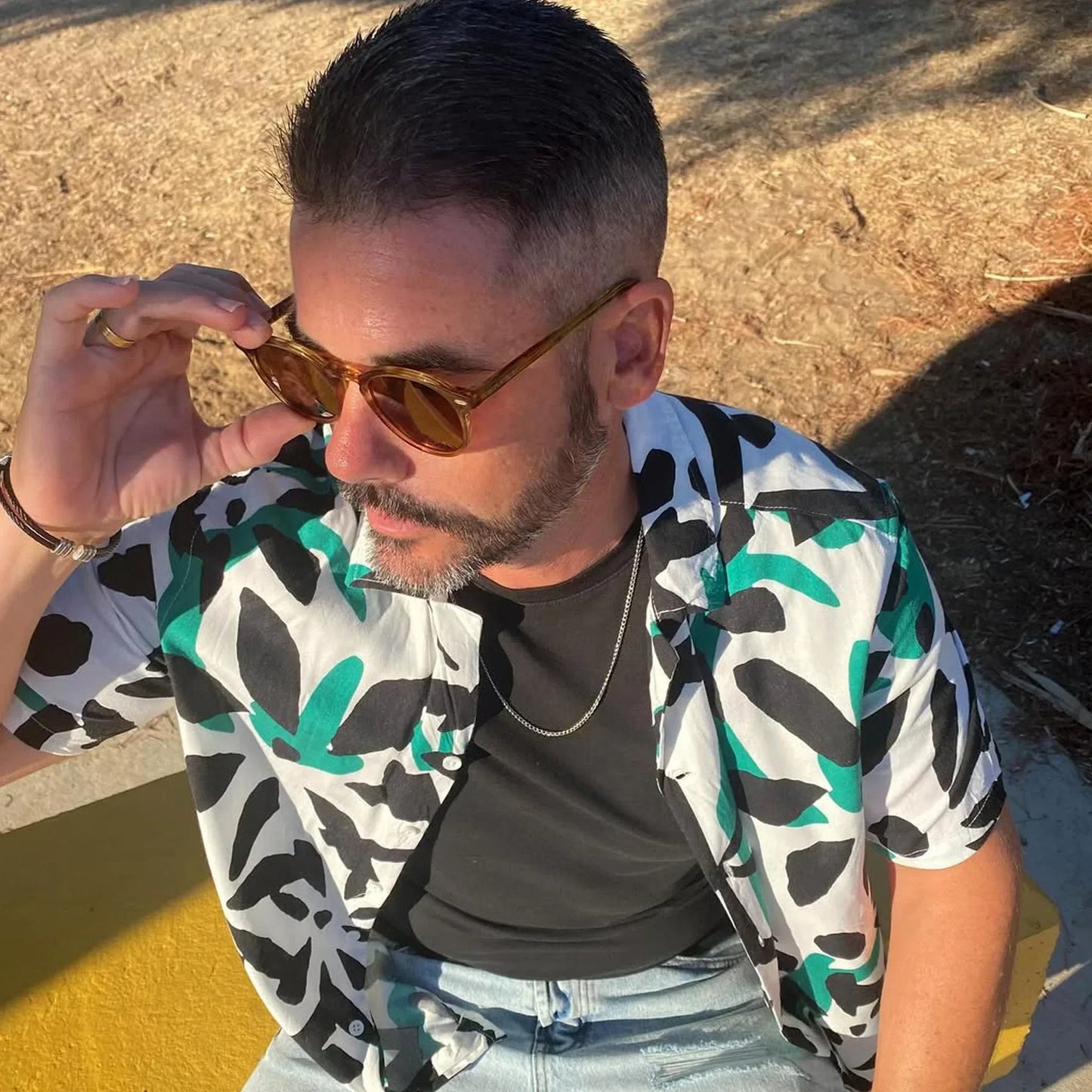 Torimbia · gafas de sol redondas de color naranja cristal con lentes marrones