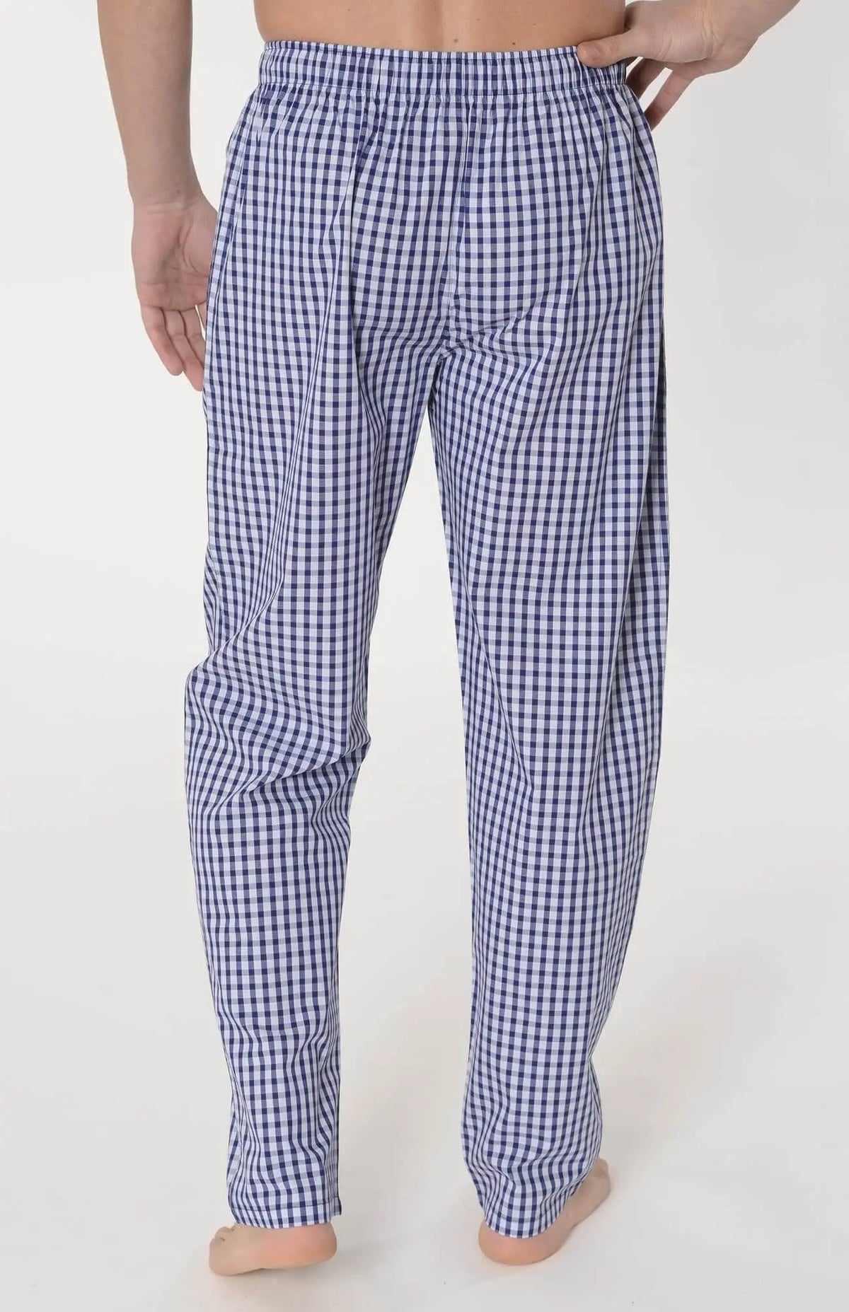 Pantalón de pijama largo para hombre de algodón popelín, con estampado de cuadros azules y ajuste cómodo.