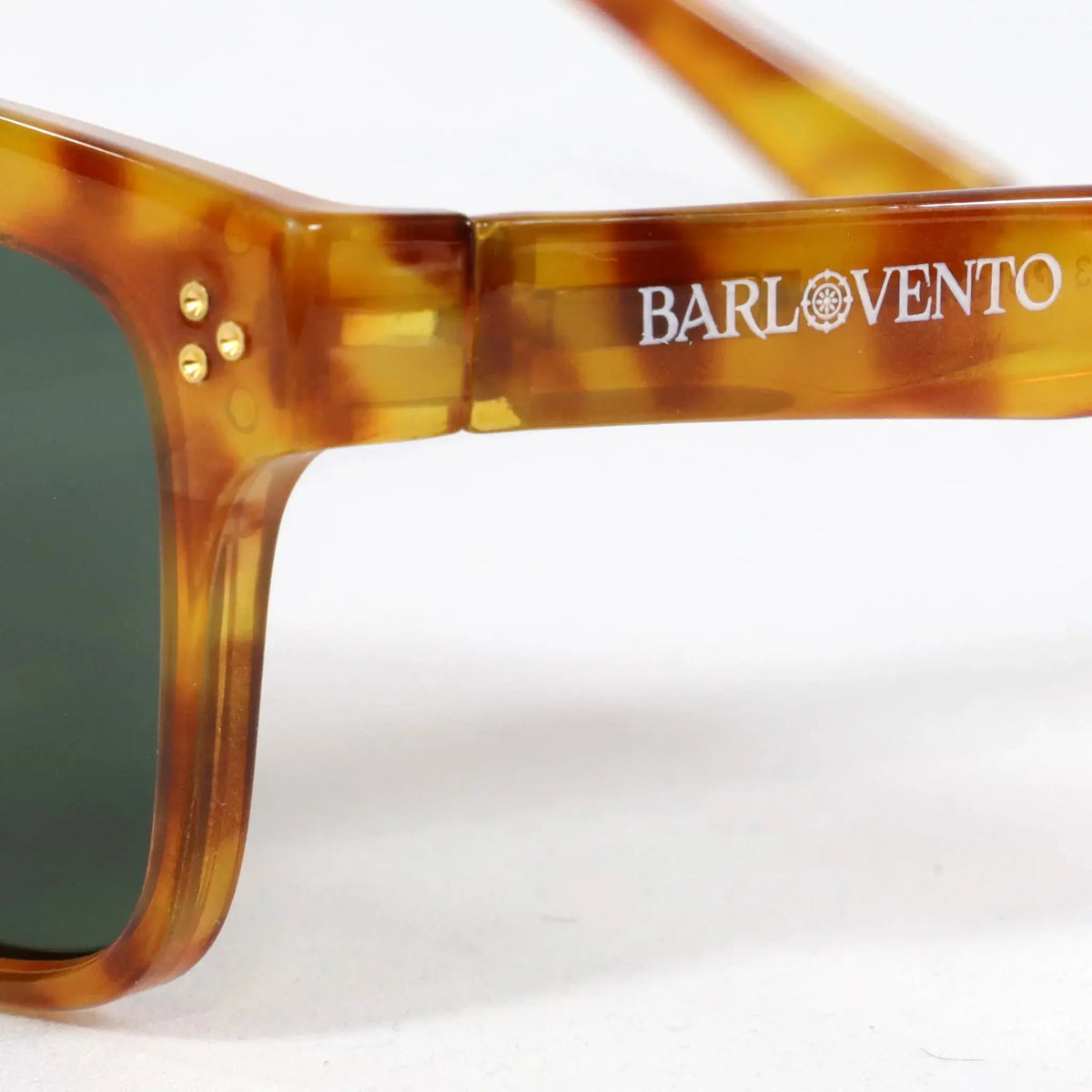 Zarautz · gafas de sol de carey con lentes verdes