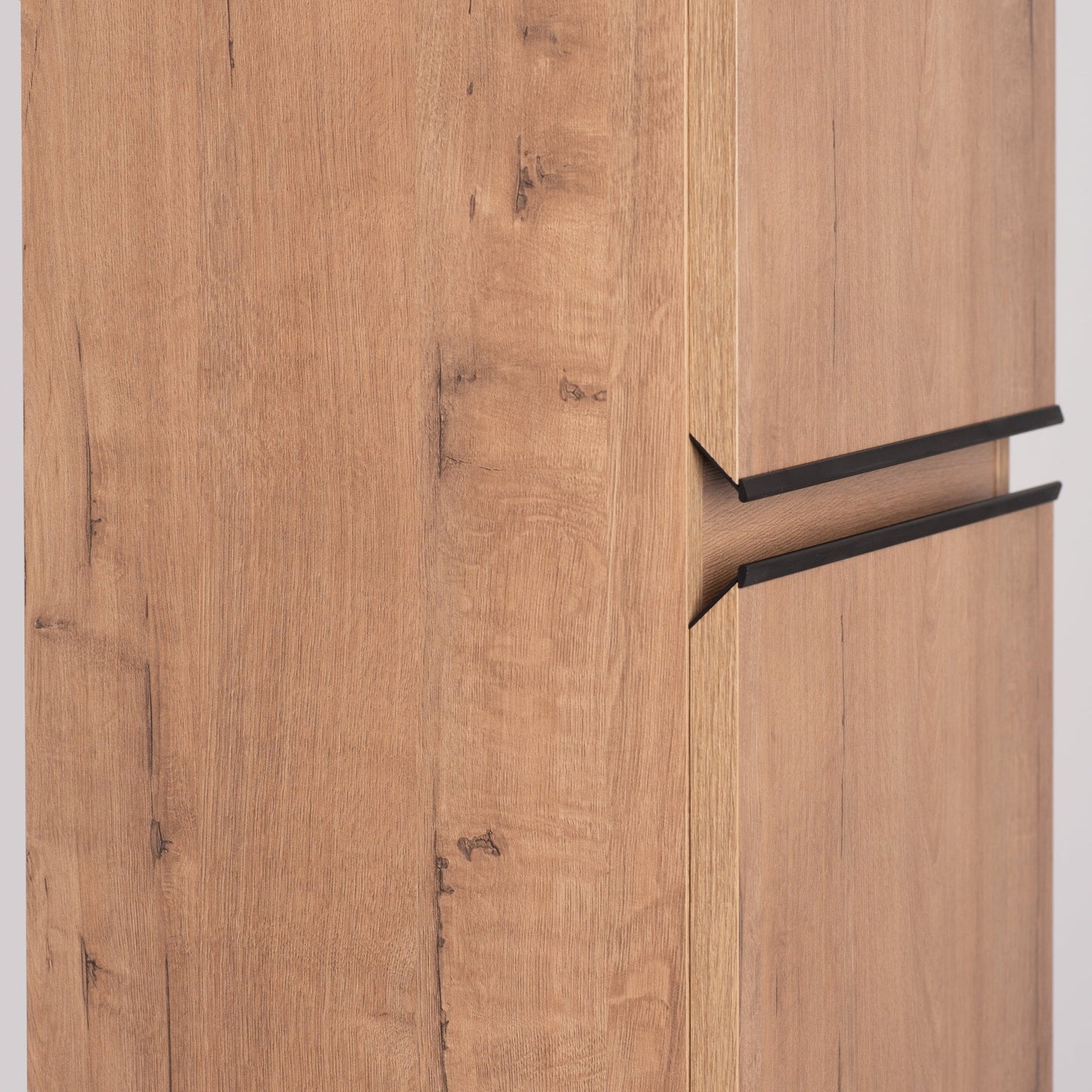 Detalle de los acabados en Roble Ostippo del Mueble baño Madison Pilar