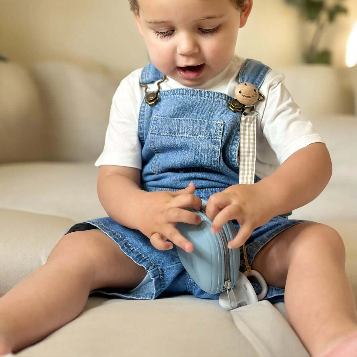 1 Chupete DIAMOND + Pack 2 Chupeteros By Nenina & Co Beige