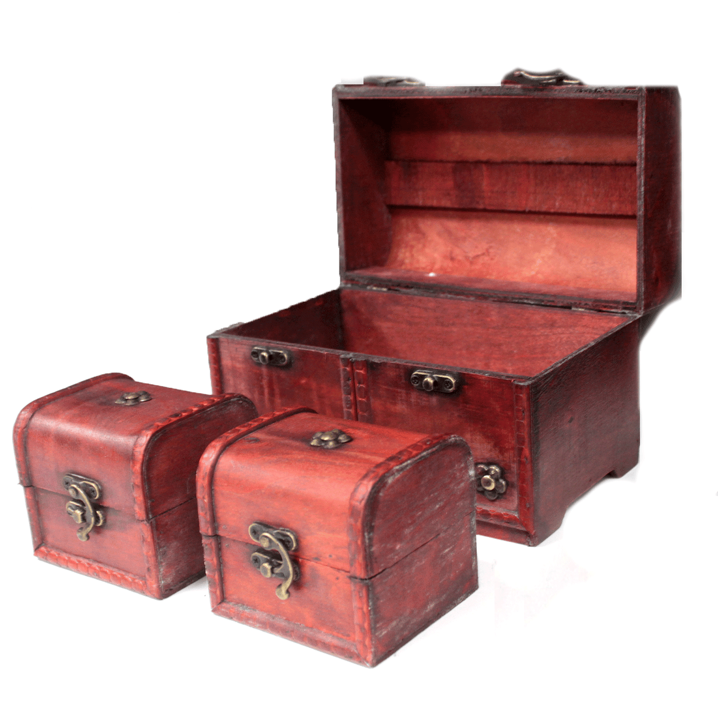 Caja de madera roja con dos cofres pequeños, estilo vintage y herrajes de bronce. Ideal para almacenamiento decorativo.