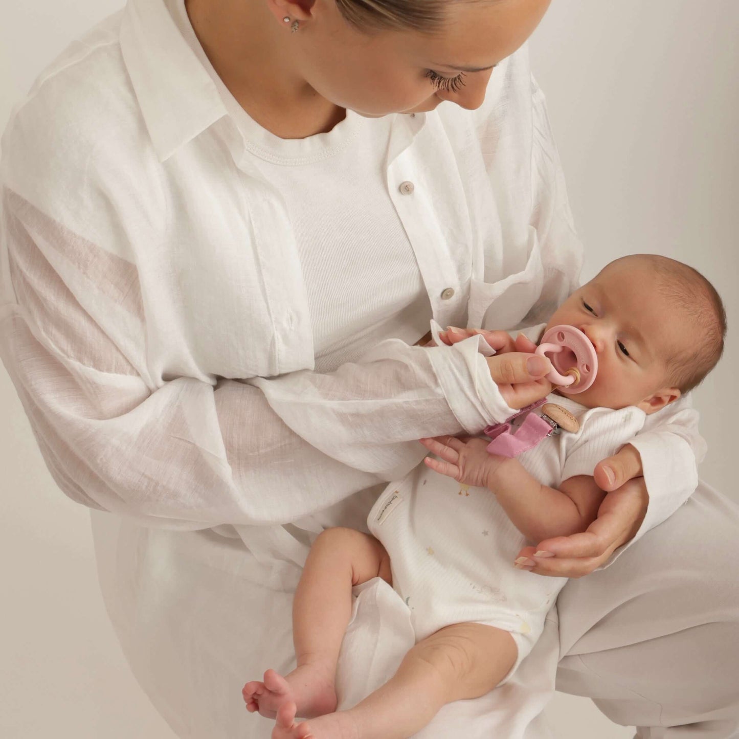 Kit Nenina & Co Rosa pálido + Rosa| 2 Chupetes + 2 Chupeteros + Guardachupete