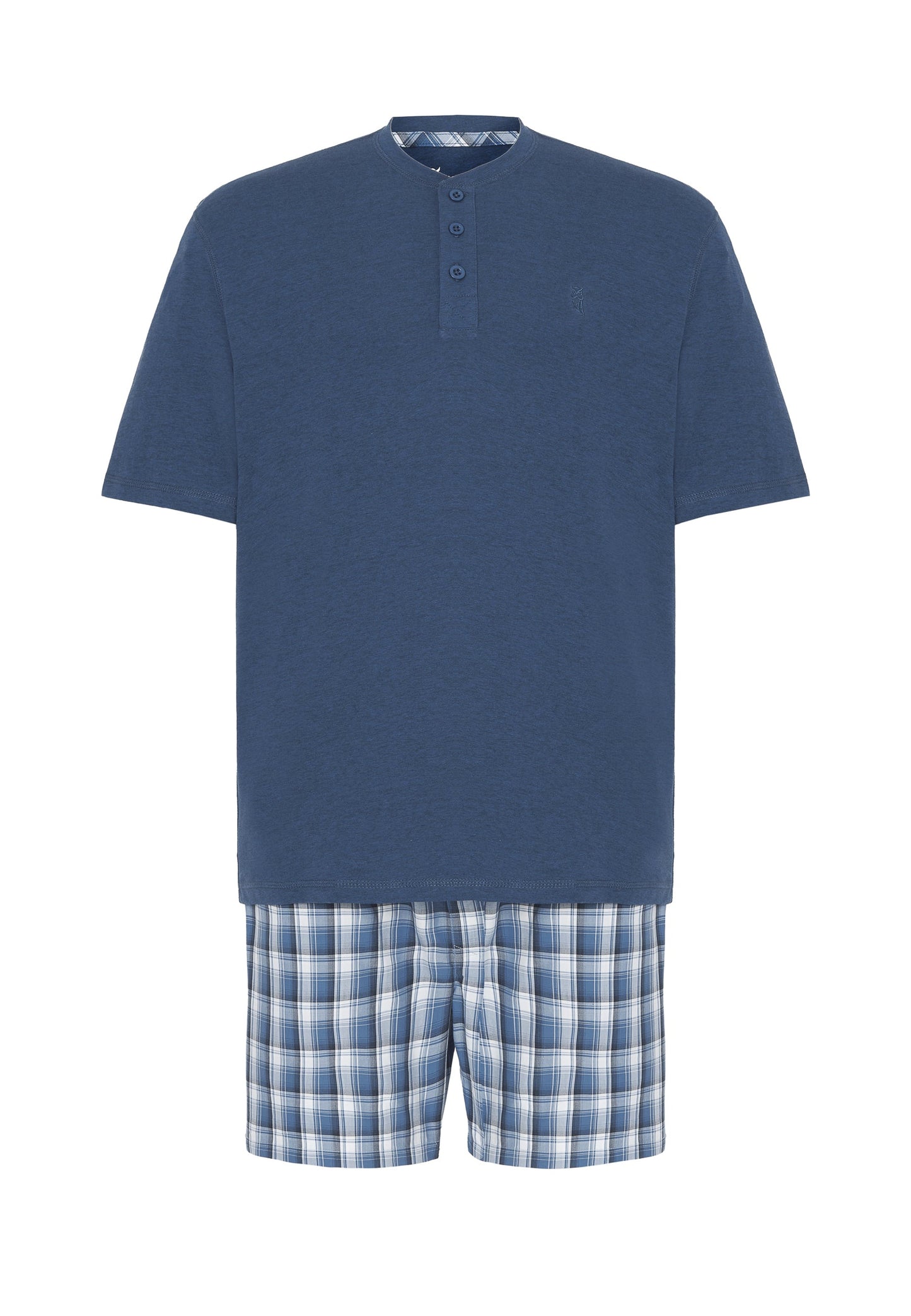 Pijama para hombre azul marino de algodón, camiseta corta con botones y pantalones cortos de cuadros gris y azul.